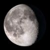 Imagen de la luna iluminada al 65 %